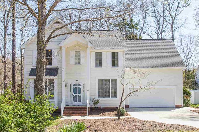 408 Perry Creek Dr, Chapel Hill, NC 27514