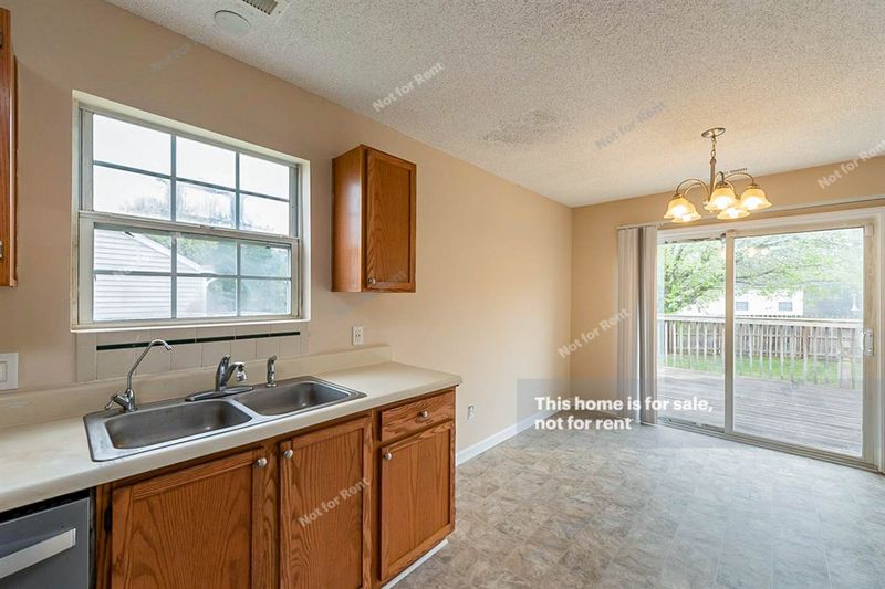 408 Quartz Dr, Durham, NC 27703