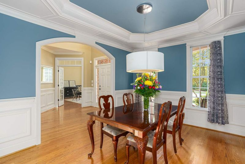408 Ramsey Hill Dr, Cary, NC 27519