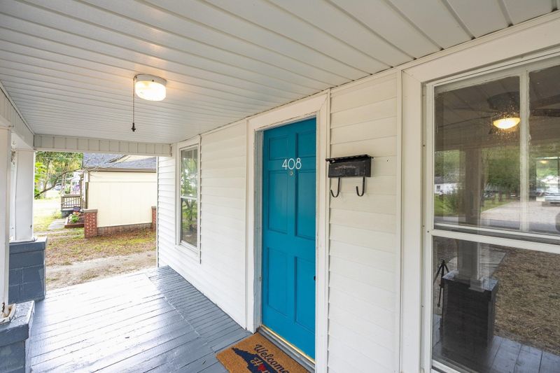 408 N Sharpe Rd, Selma, NC 27576