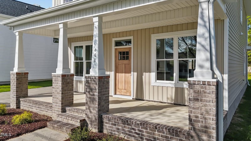 408 Stallings St, Clayton, NC 27520