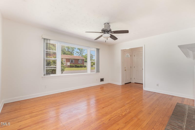 408 Stewart St, Clayton, NC 27520