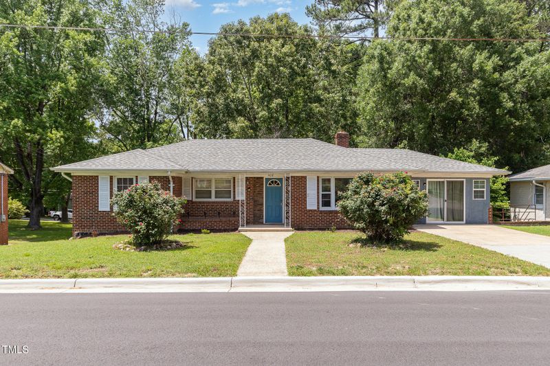 408 N Stewart St, Clayton, NC 27520