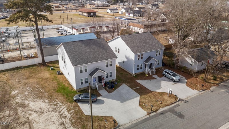 408 Waddell St, Selma, NC 27576