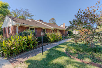 408 Ward St, Graham, NC 27253