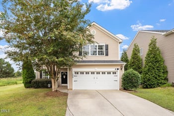 408 Wellspring Dr, Holly Springs, NC 27540