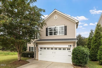 408 Wellspring Dr, Holly Springs, NC 27540