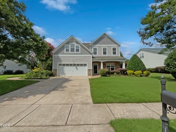 4084 Weavers Pond Dr, Zebulon, NC 27597