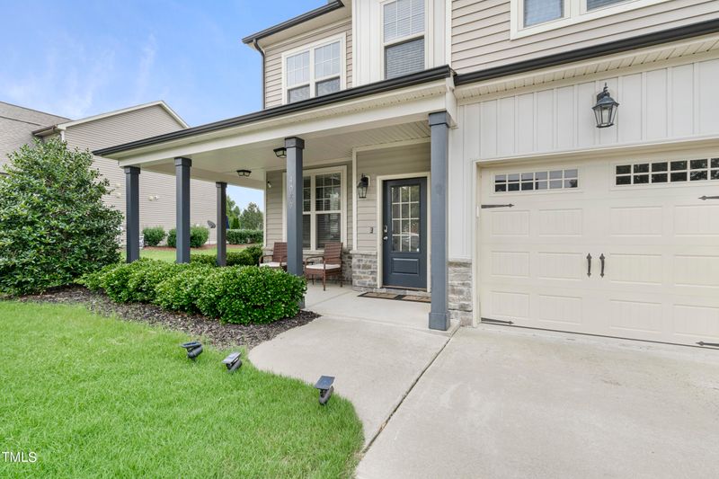 4089 Weavers Pond Dr, Zebulon, NC 27597