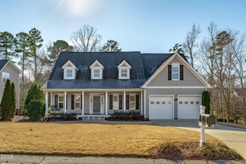 409 Acorn Falls Ct, Holly Springs, NC 27540