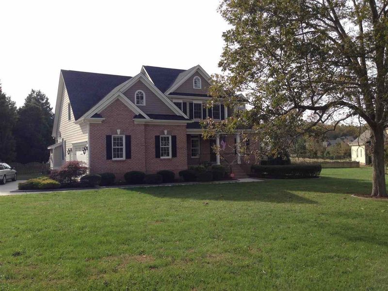 409 Amber Dawn Ln, Raleigh, NC 27603