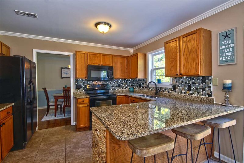 409 Arbor Crest Rd, Holly Springs, NC 27540