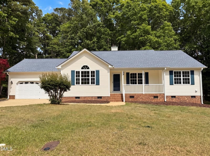 409 Black Forest Dr, Clayton, NC 27527