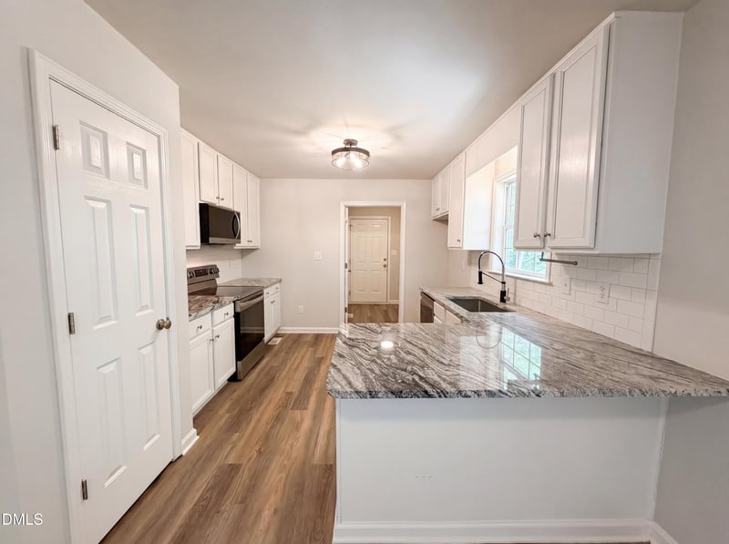 409 Black Forest Dr, Clayton, NC 27527