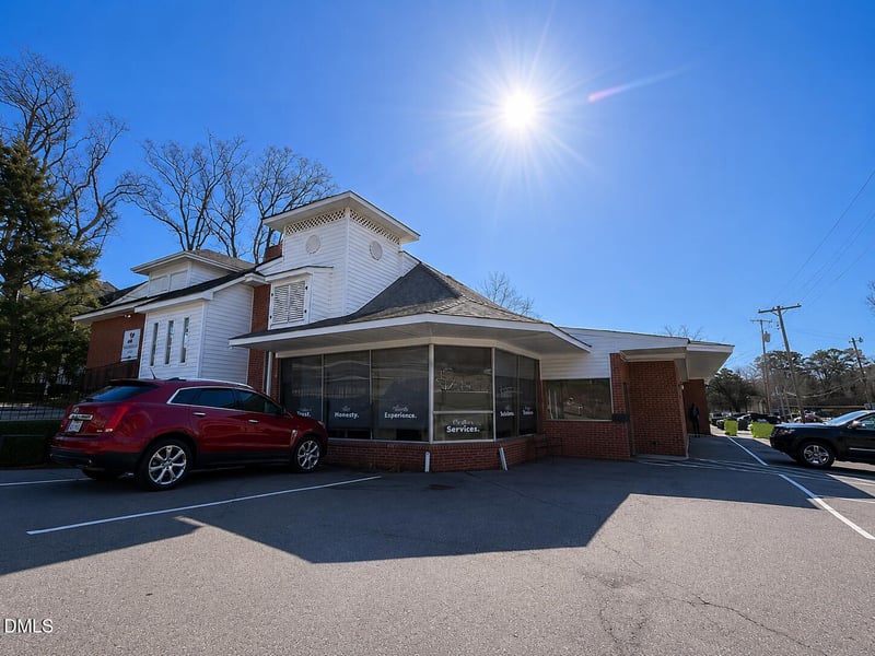 409 Carthage St, Sanford, NC 27330