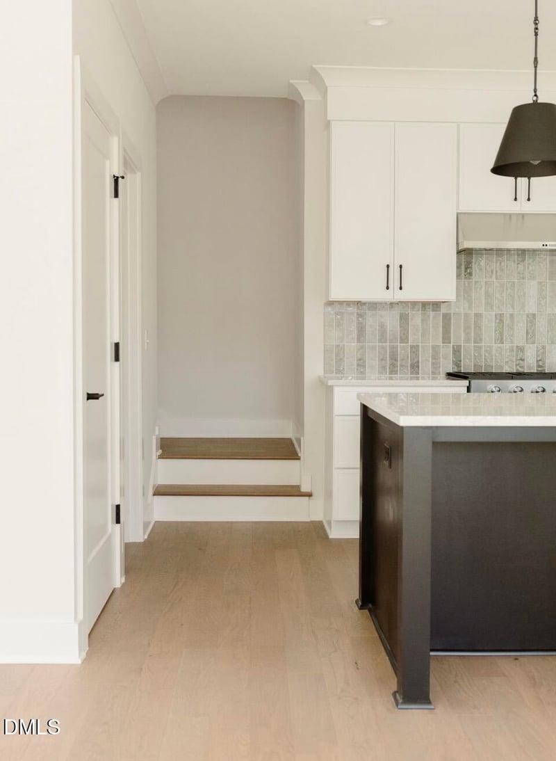 409 Chatham View Rd, Cary, NC 27511