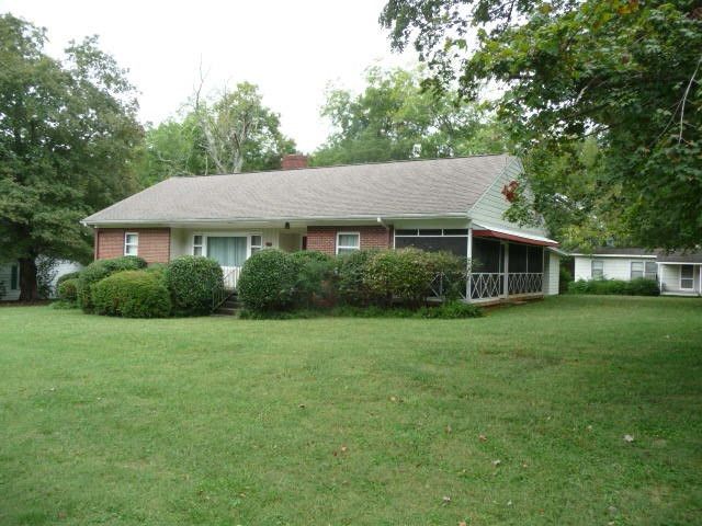 409 N Churton St, Hillsborough, NC 27278