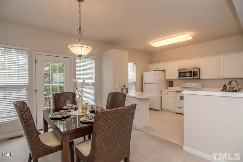 409 Coral Creek Ln, Morrisville, NC 27560
