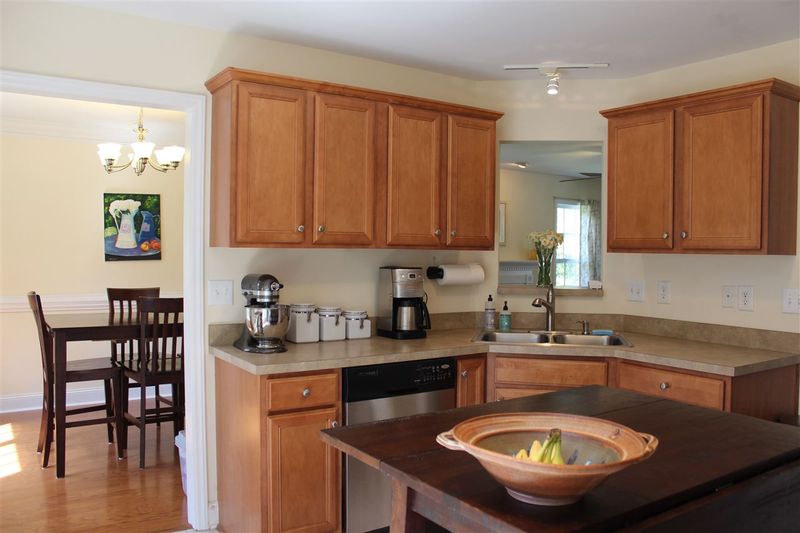 409 W Cornwallis Rd, Durham, NC 27707