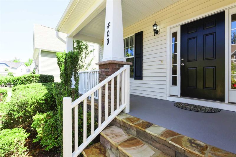 409 Covenant Rock Ln, Holly Springs, NC 27540