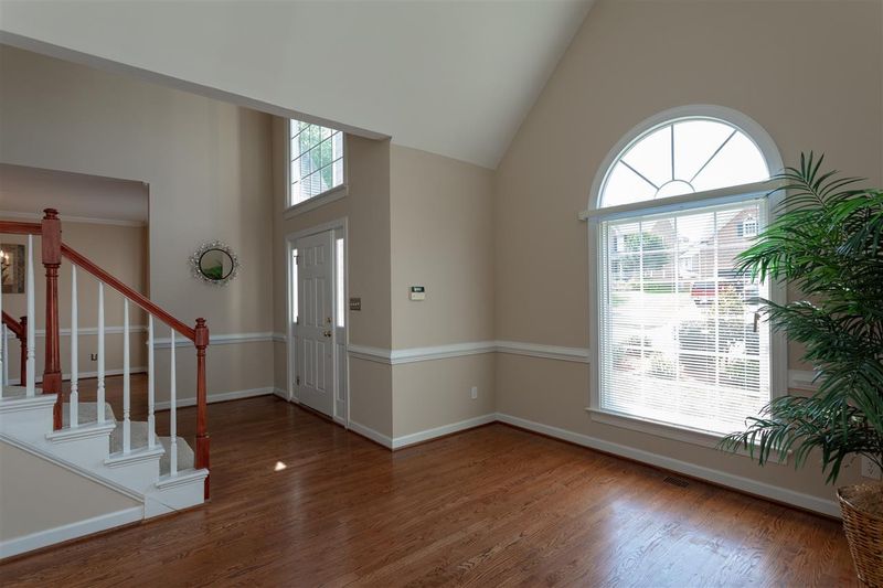 409 Danton Dr, Cary, NC 27518