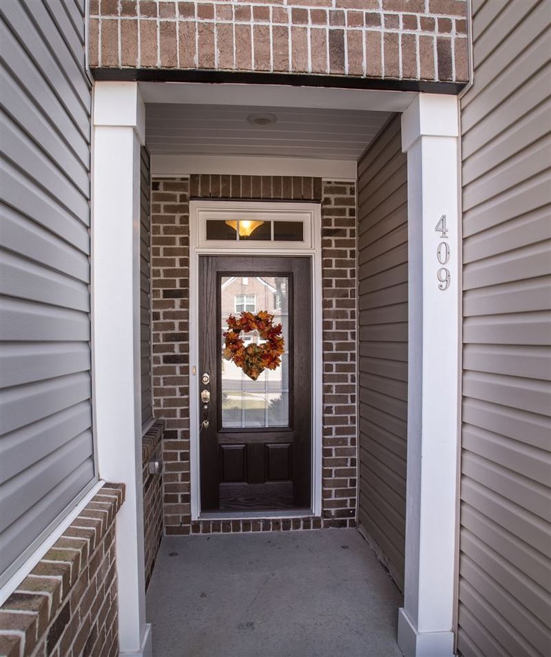 409 Durants Neck Ln, Morrisville, NC 27560