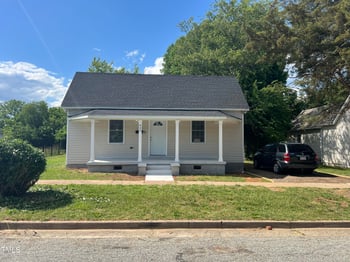 409 Flanner St, Burlington, NC 27215