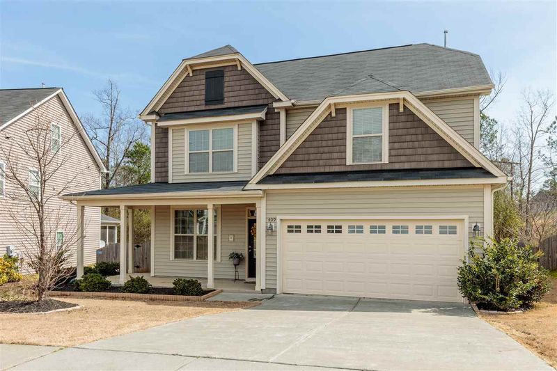409 Forest Haven Dr, Holly Springs, NC 27540