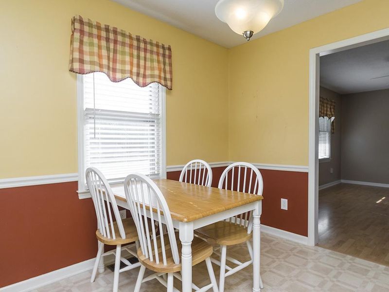 409 N Fourth St, Mebane, NC 27302