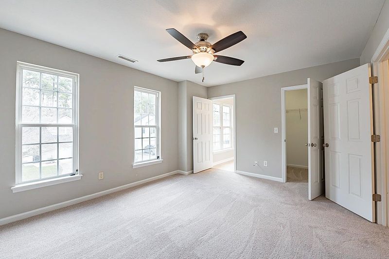 409 Gladstone Dr, Durham, NC 27703