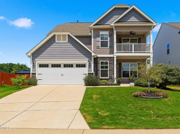 409 Glenwyck Ct, Fuquay Varina, NC 27526
