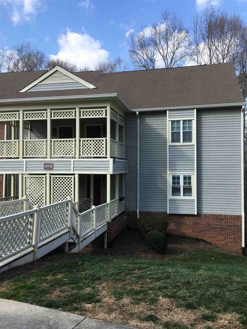 409 Gooseneck Dr #B-6, Cary, NC 27513