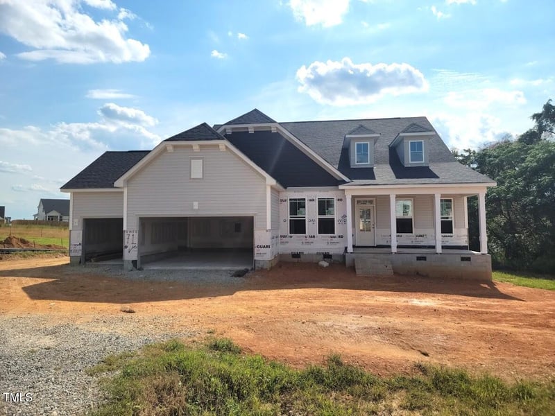 409 Grading Stick Ct, Angier, NC 27501