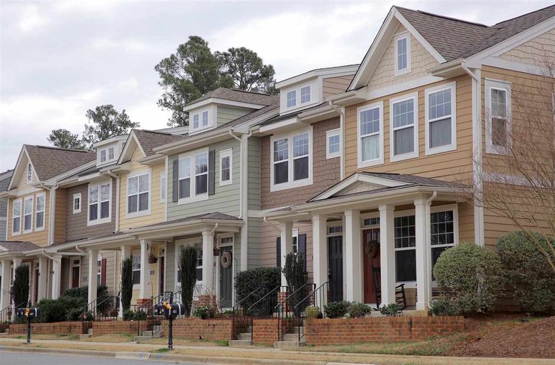 409 Legends Way, Chapel Hill, NC 27516