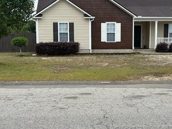 409 Lewis Clark Dr, Hope Mills, NC 28348