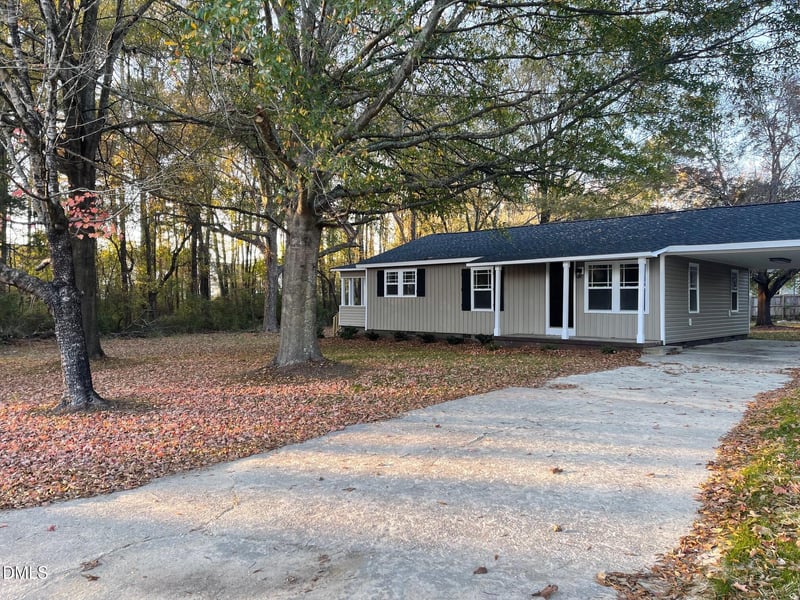 409 Lipscomb Rd, Angier, NC 27501