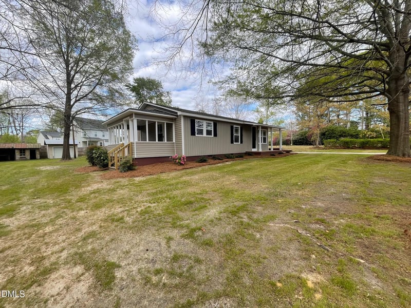 409 Lipscomb Rd, Angier, NC 27501