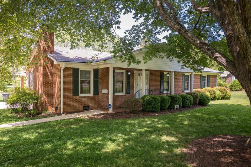 409 Mitchell St, Hillsborough, NC 27278