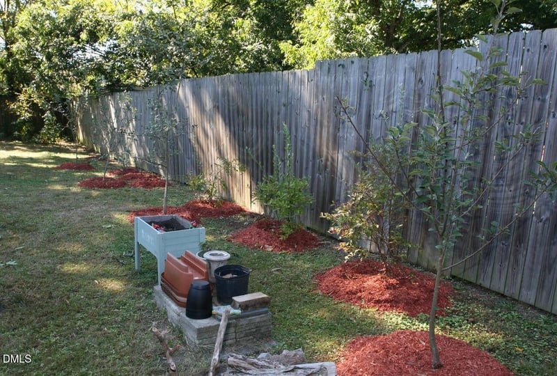 409 Moser St, Graham, NC 27253