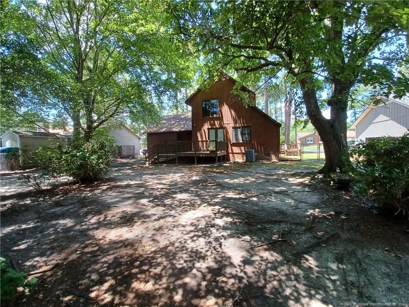 409 Oakgrove Dr, Fayetteville, NC 28314
