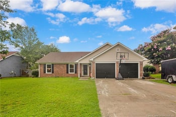 409 Old Farm Rd, Fayetteville, NC 28314