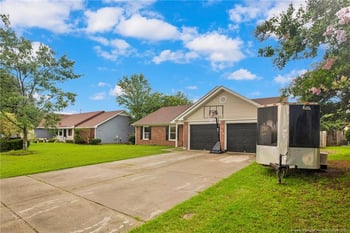 409 Old Farm Rd, Fayetteville, NC 28314
