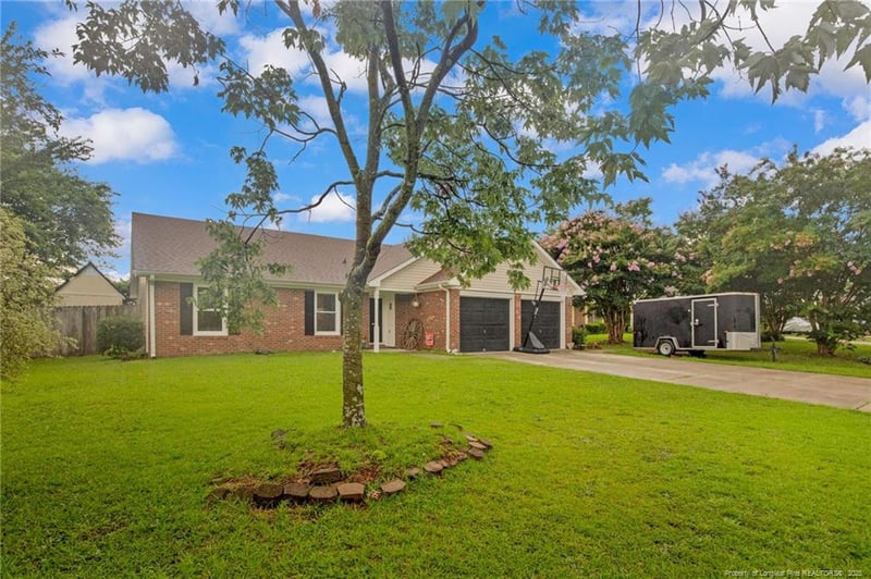 409 Old Farm Rd, Fayetteville, NC 28314