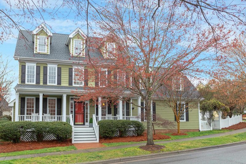 409 Parkview Crescent, Chapel Hill, NC 27516