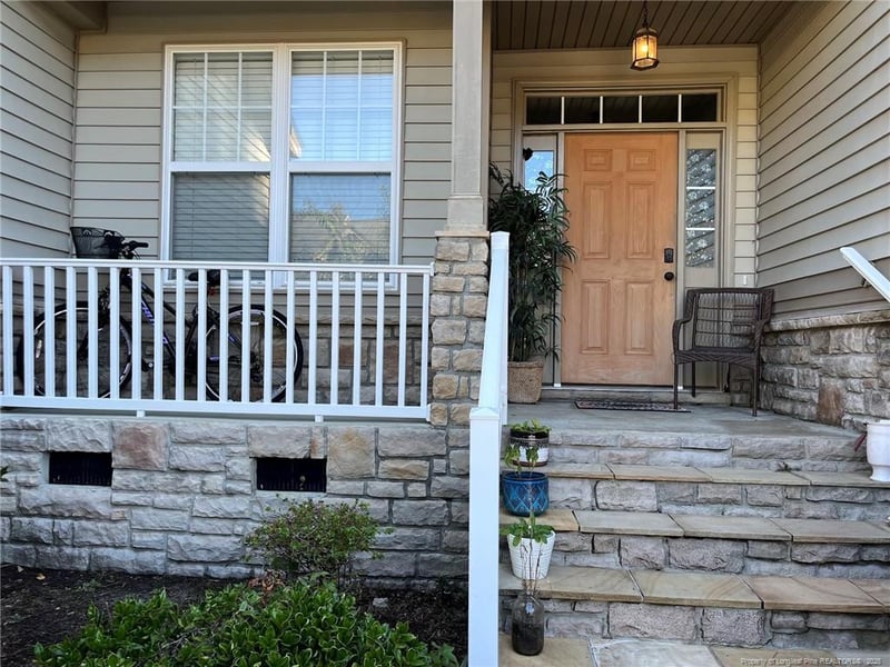 409 Ponton Dr, Fayetteville, NC 28314