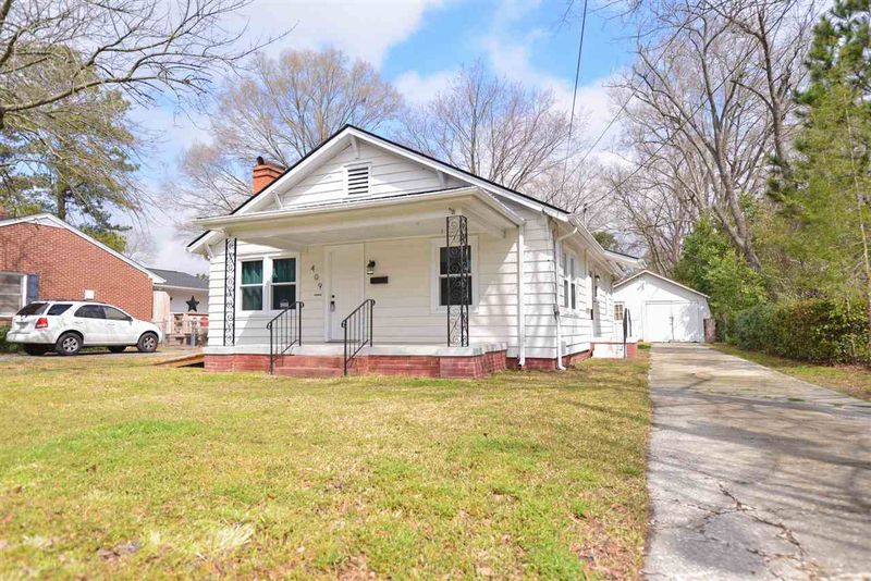 409 E Rose St, Smithfield, NC 27577