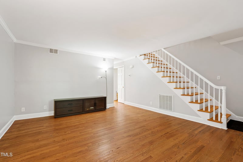 409 Smith Ave #102, Chapel Hill, NC 27516