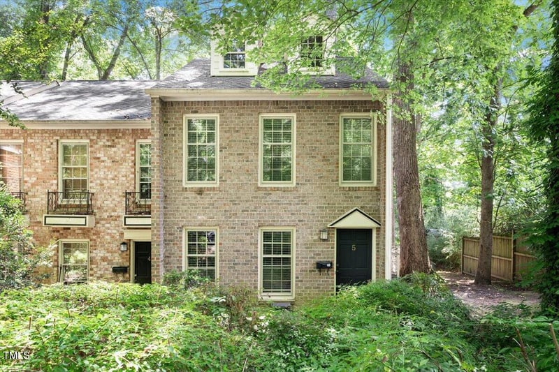 409 Smith Ave #105, Chapel Hill, NC 27516
