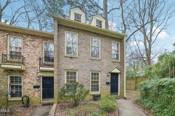 409 Smith Ave #105, Chapel Hill, NC 27516
