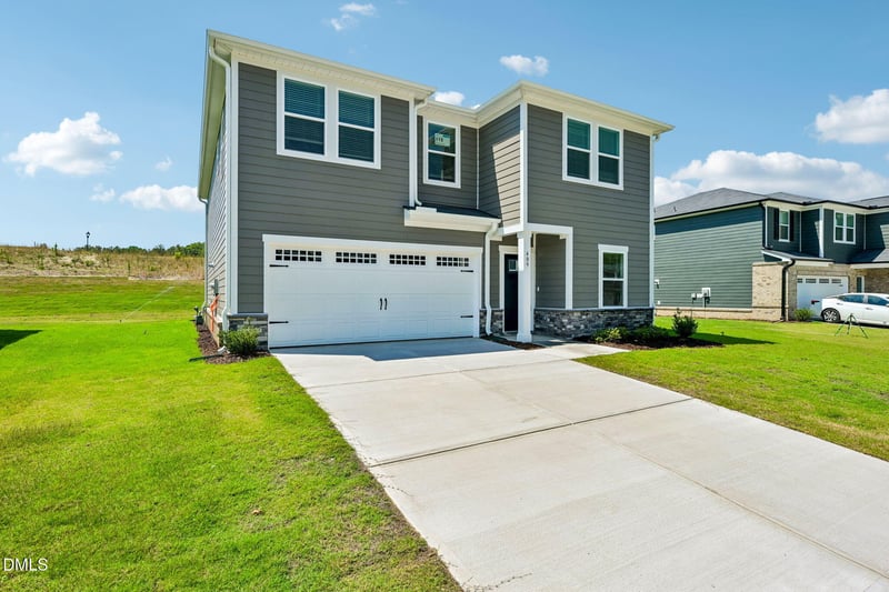 409 Southland Dr, Zebulon, NC 27597